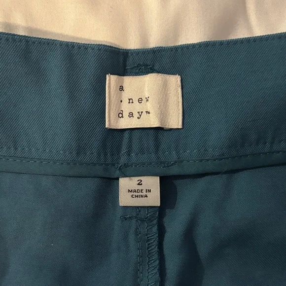 A New Day Women's Dress Pants size 2 - Picture 4 of 4